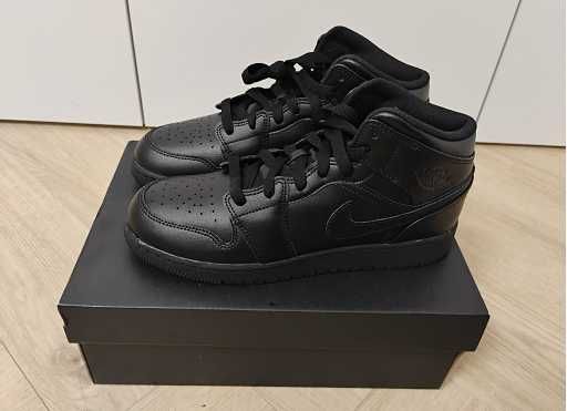 Piękne, nowe AIR Jordan 1 Mid unisex czarne 38.5