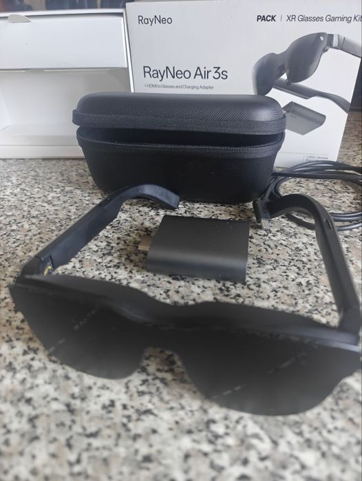 Окуляри RayNeo Air 3S та HDMI адаптер