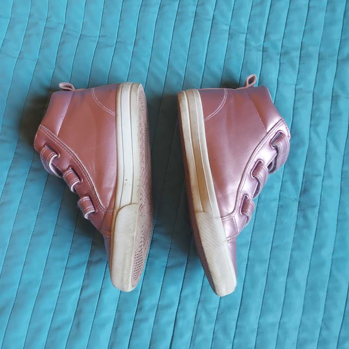 Fajne buty przejściowe 35