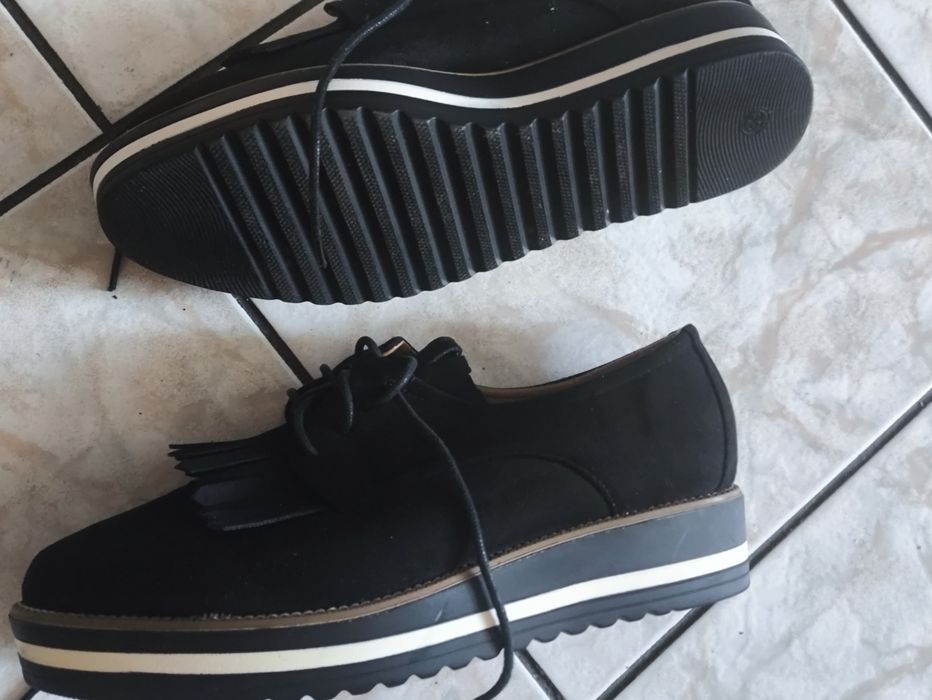 Buty damskie rozm.39