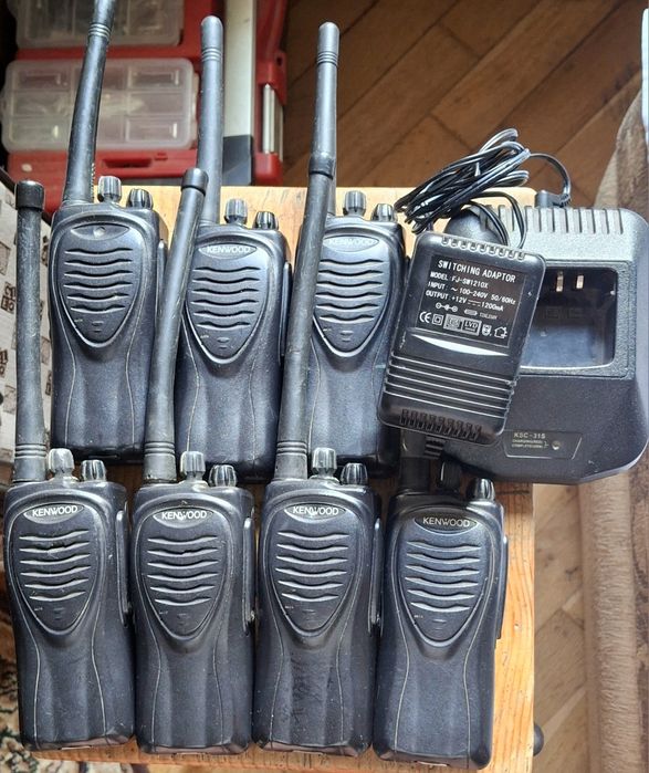 Рації Kenwood 7 штук одним лотом.
