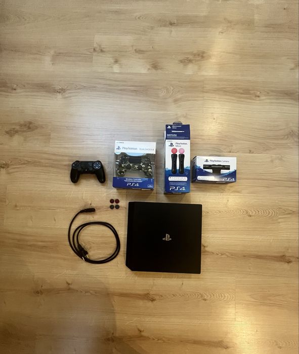 PlayStation 4 PRO + GRY