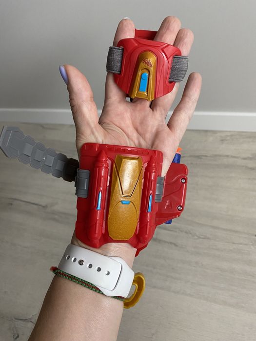 Nerf Бластер Hasbro Рукавичка Залізна людина Iron Man