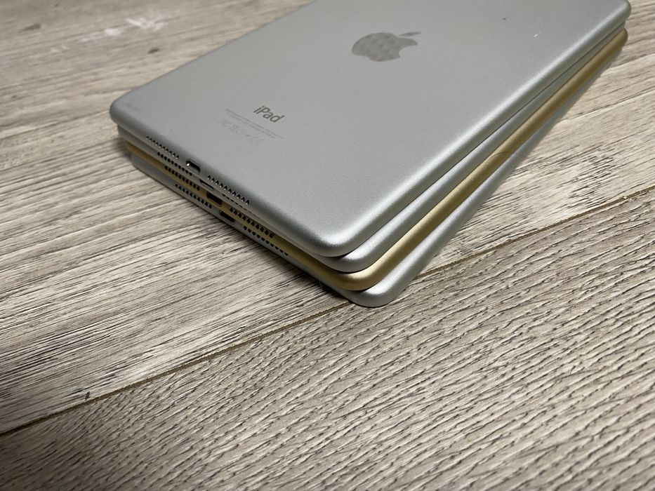 iPad mini 4 лот запчастини
