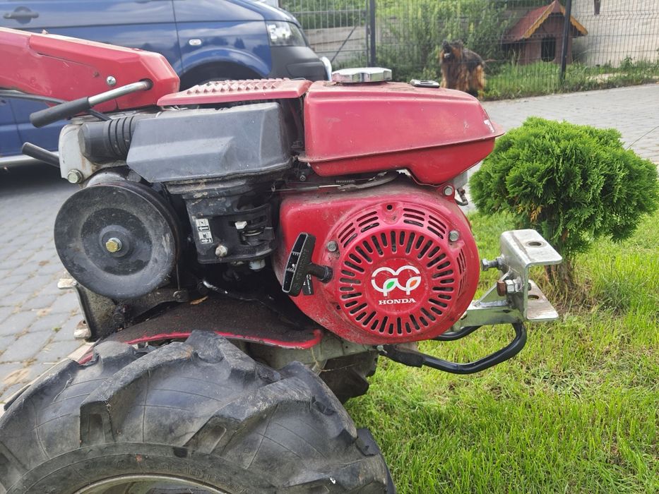 Sprzedam traktorek jedno osiowy