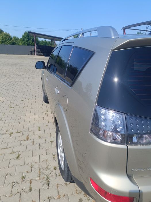 Mitsubishi Outlander II