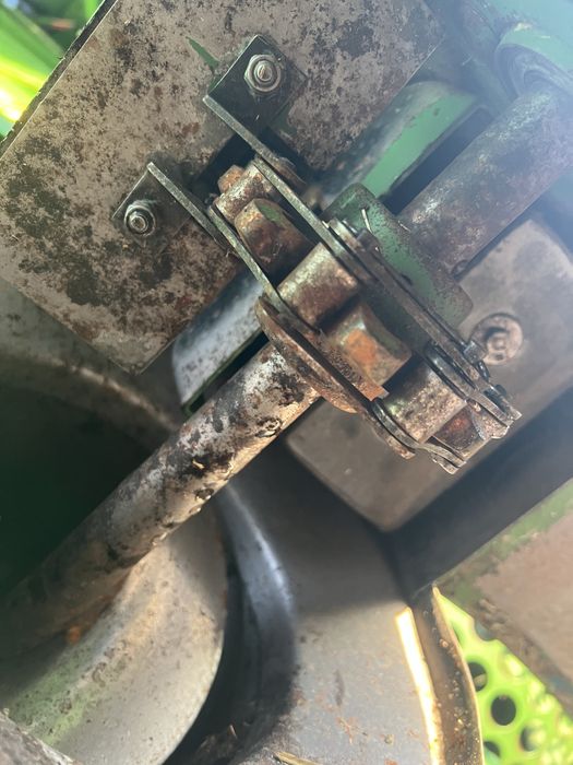 Свіжопривезений комбайн John Deere 1157 жатка Шумахер