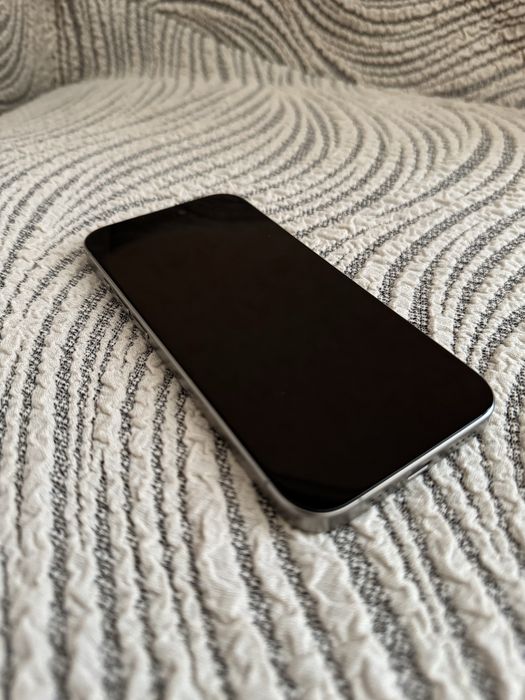 iPhone 15 pro 256 GB