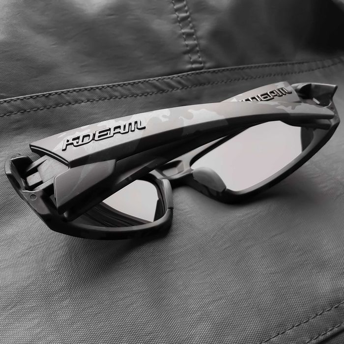 OKULARY PRZECIWSŁONECZNE. Polaryzacyjne HD. Camouflage/Black. Sportowe