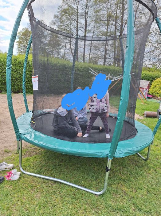 Trampolina ogrodowa