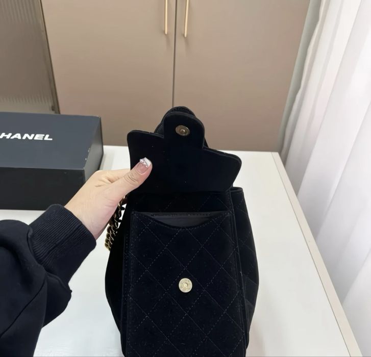 Сумка Chanel hobo 25 замша