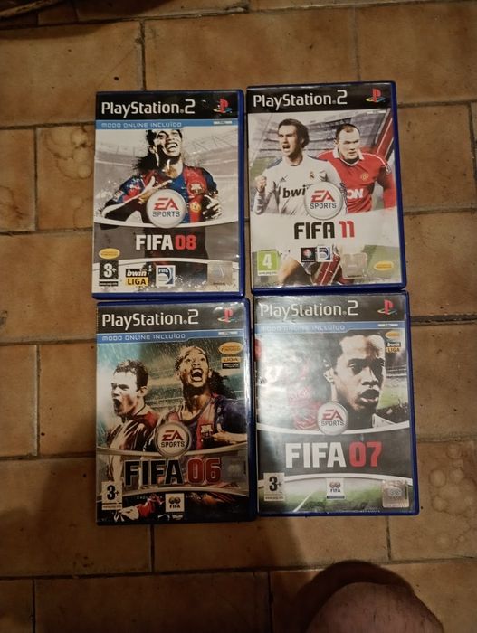 Vendo jogos PS2.