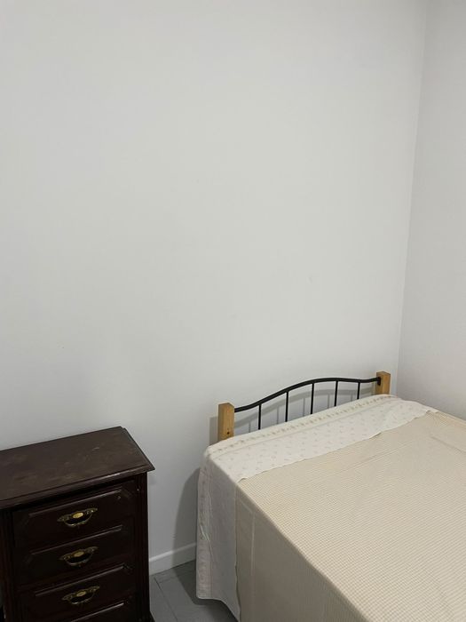Quarto individual para arrendar no Pinhal Novo