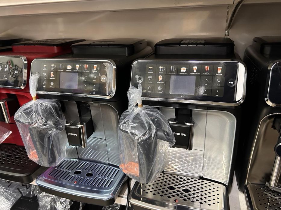 Кофемашина Кавомашина Philips Series 5500