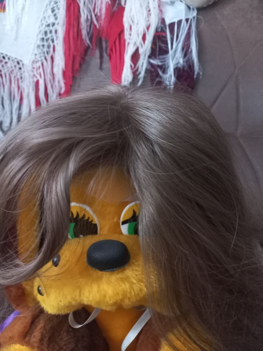 Перука з тонкого волокна біоперука з імітацією голови.