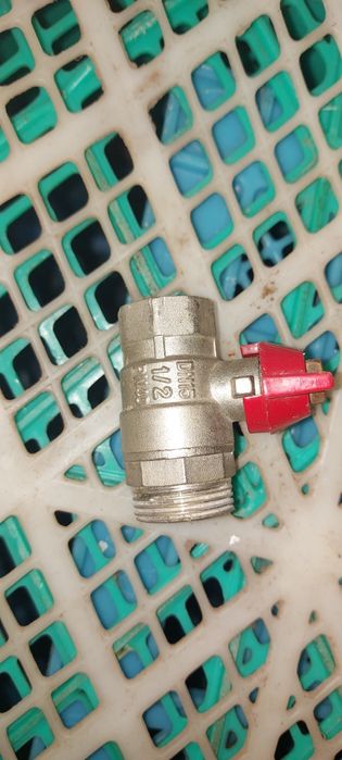 Вентиль для холодної або горячої воды. 1/2 дюйма