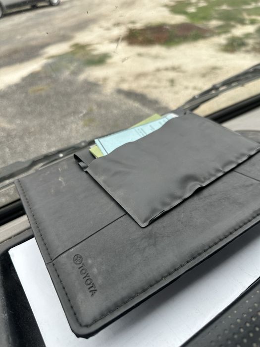 Toyota dyna s com avaria