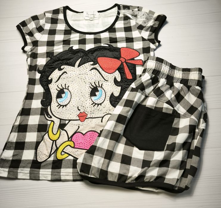 Піжама з принтом у стилі Betty Boop зі стразами