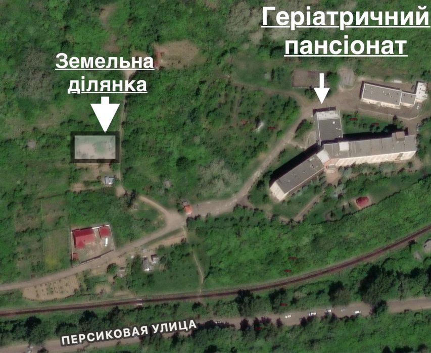 Земельна ділянка 0.06 га. Чорна гора. Асфальтована дорога