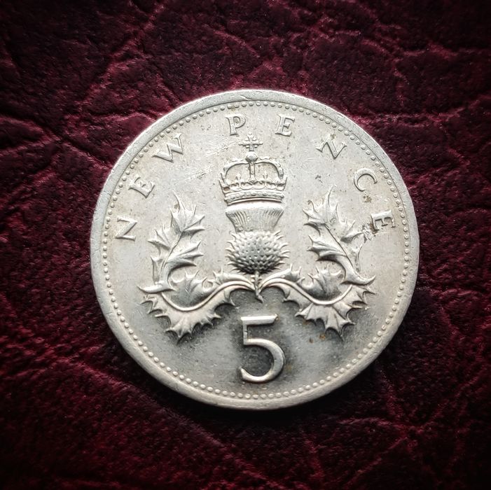 5 New Pence 1975 - Wielka Brytania