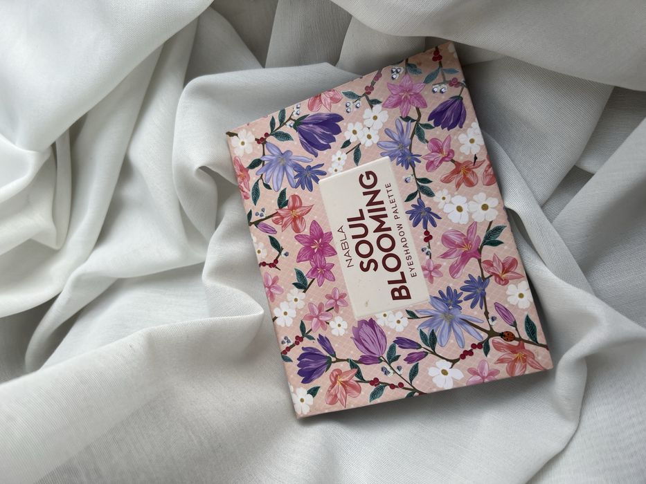 Paleta cieni do makijażu NABLA Soul Blooming Sephora