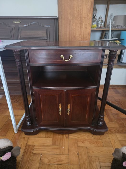 Móvel televisão em madeira