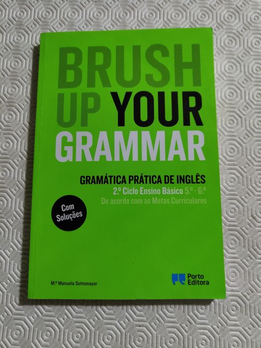 Brush up tour grammar- Porto editora