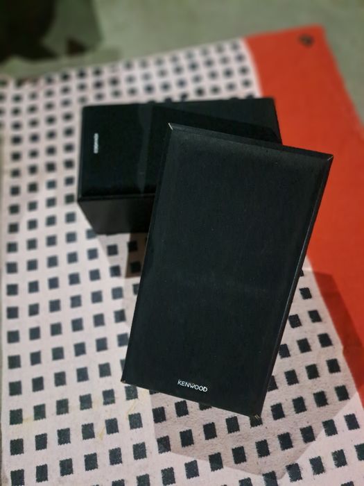 Amplificador e radio