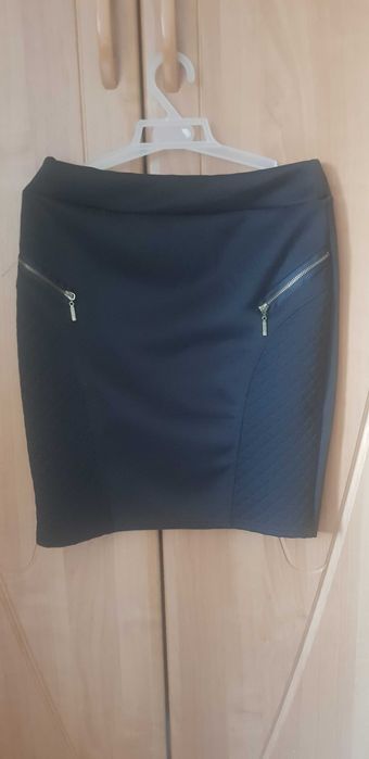 Krótka spódnica ołówkowa