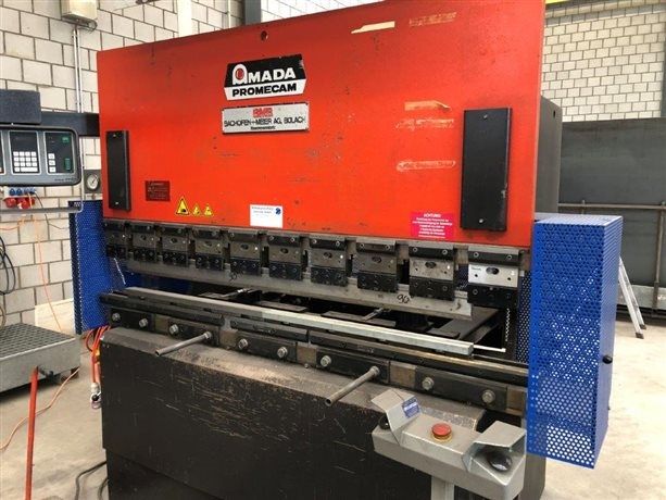 Листогиб Amanda.