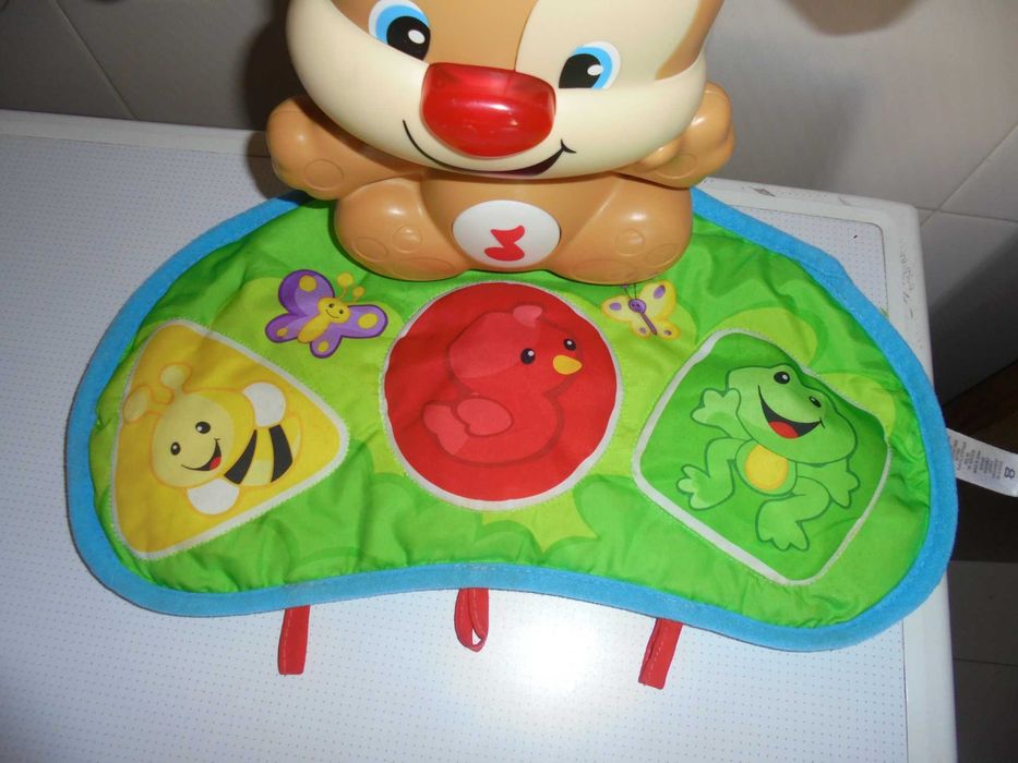 brinquedo para criança com som e luz bonito