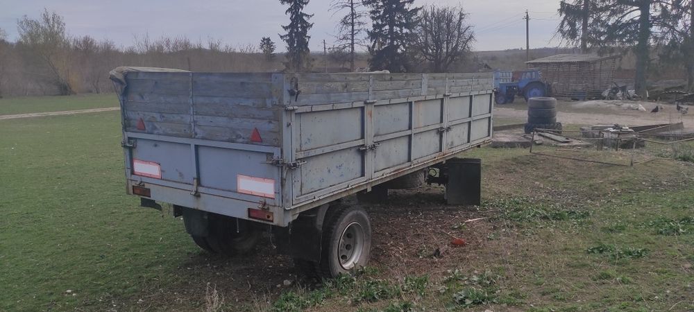 Продам прицеп бортовий