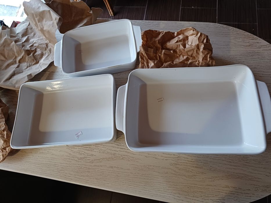 Форма для запікання нова кераміка