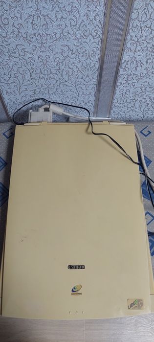 Продам сканер Canon