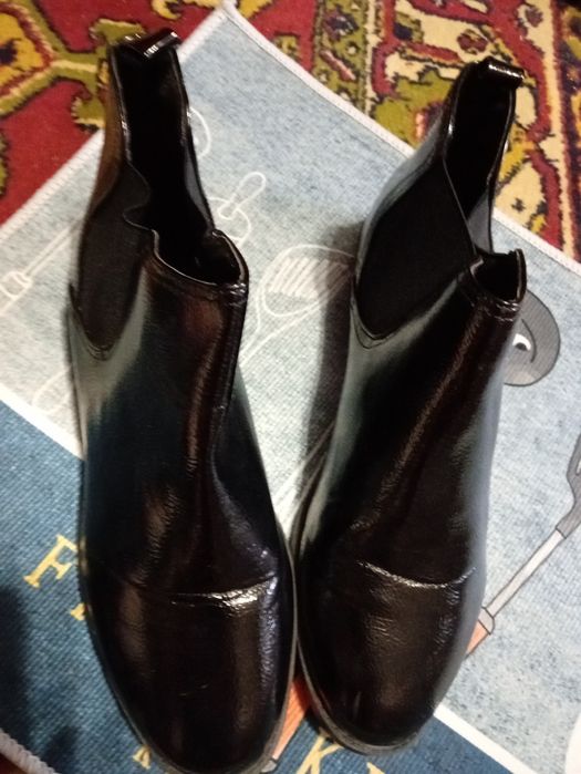 Новые Деми ботиночки лак р.43 на стельку 27.5