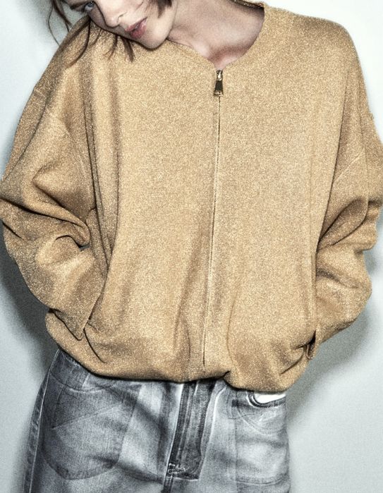 Kurtka bomberka z metalizowaną złotą nicią