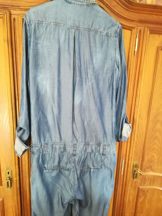 Macacão de ganga da marca Rossodisera