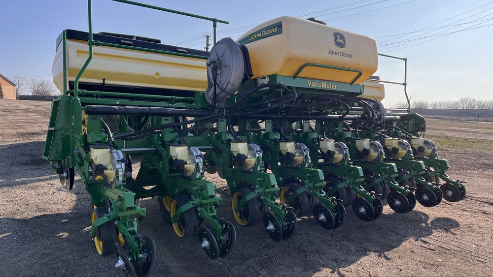 John Deere 1882 CCS 2126