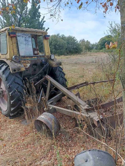 Продам трактор ЮМЗ 6