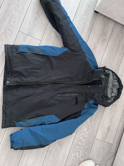 Продам круту зимову куртку чоловічу