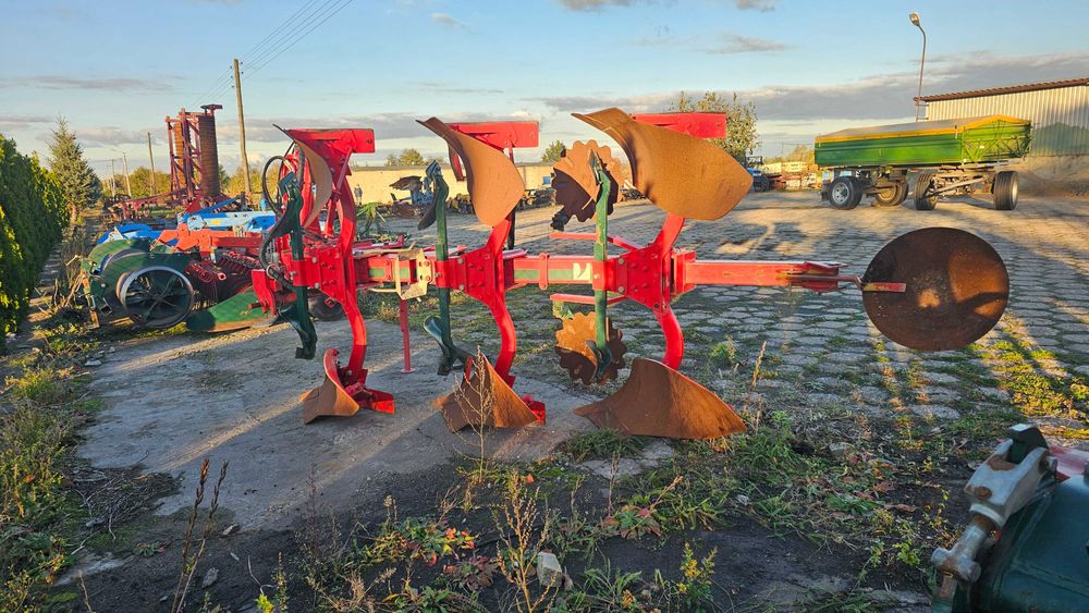 PŁUG obracany 3 -skibowy VOGEL NOOT XMS 950 Vario st. idealny dowóz