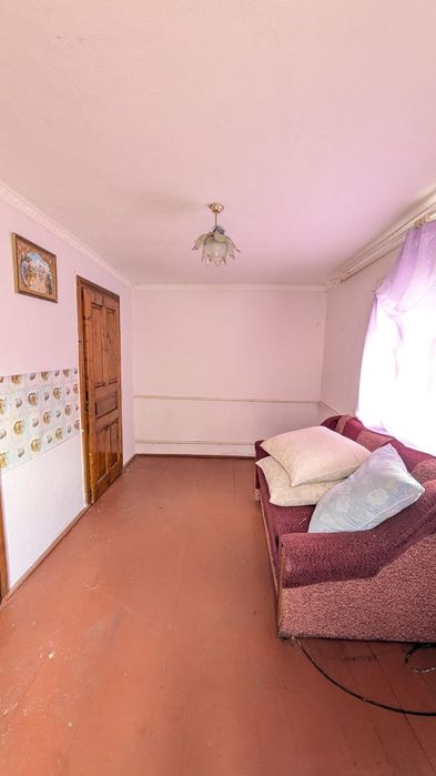 Продається Українська хата в мальовничому куточку Прикарпаття