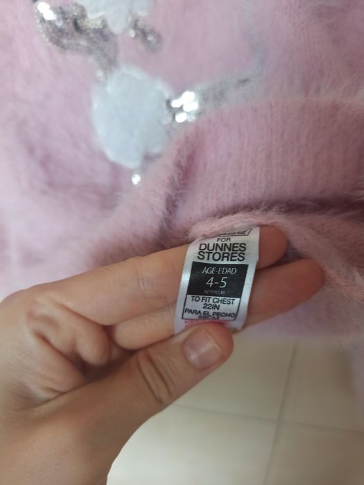 Кофта та светр на дівчинку 4-5 років