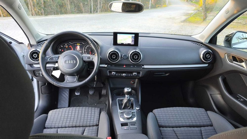 Audi A3 sportback 1.6 TDI full extras