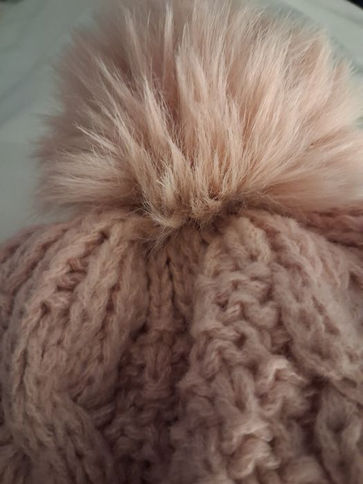 Touca rosa apeluciada