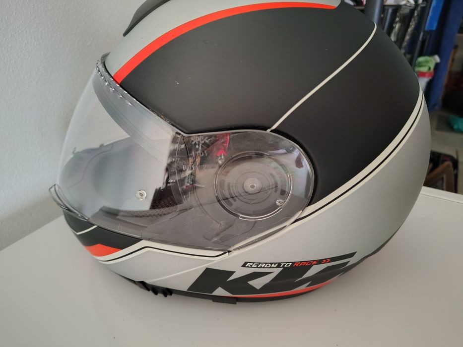 Vende se capacete schubert ktm