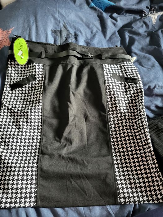 Spódnice damskie czarne