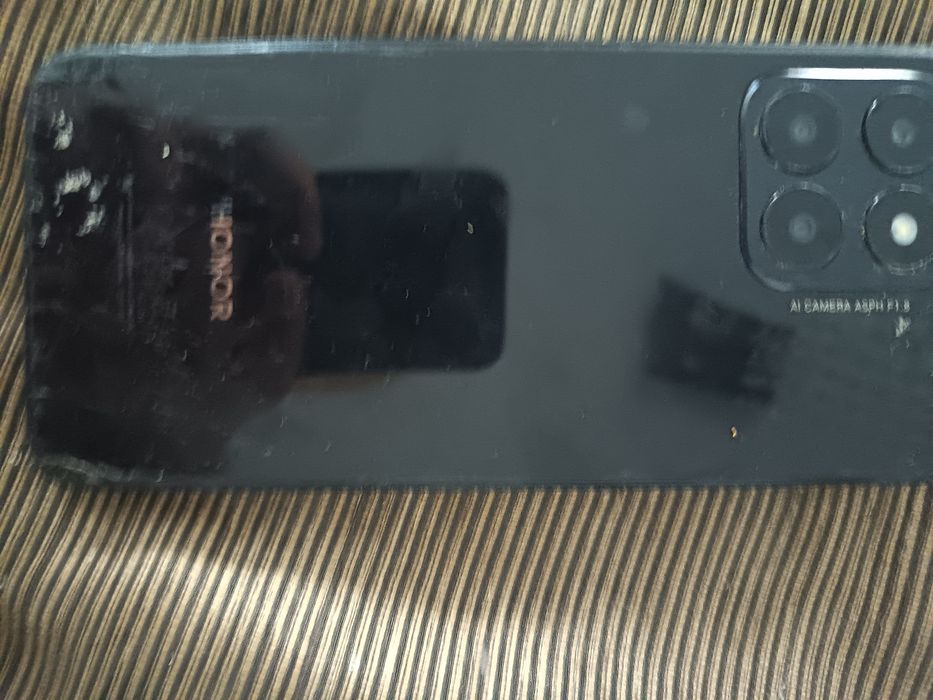 Telemóvel marca honor
