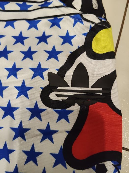 Spodnie adidas komiksowe Rita Ora