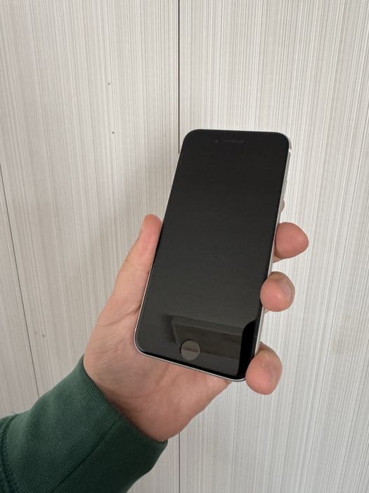iPhone SE2 White 64g Neverlock(85% Акум)